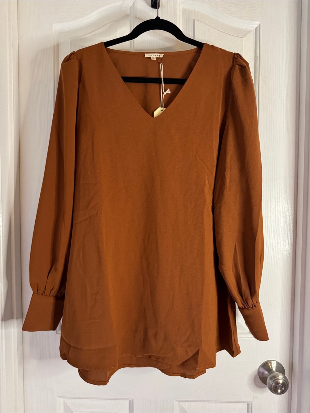 JODIFL Rust V-Neck Long Sleeve Tunic